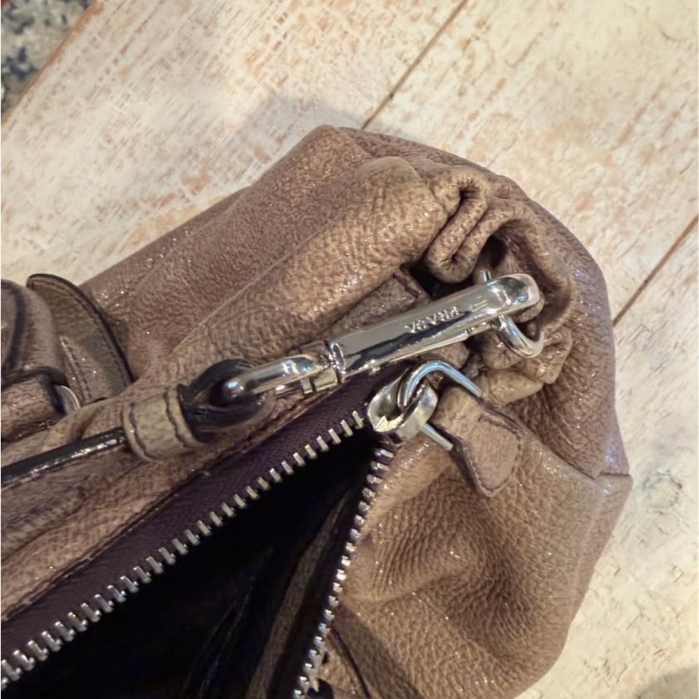 Prada Women's Tan “fumo” Metallic Leather Satchel/handbag/shoulder bag - Picture 9 of 10
